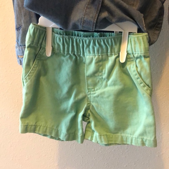 Carters Outfit - Picture 2 of 4